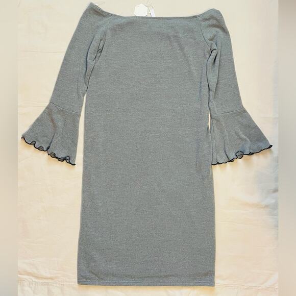 NWT Pinkblush Olive Green Off the Shoulder Maternity Sweater Dress Size Medium - Picture 4 of 6